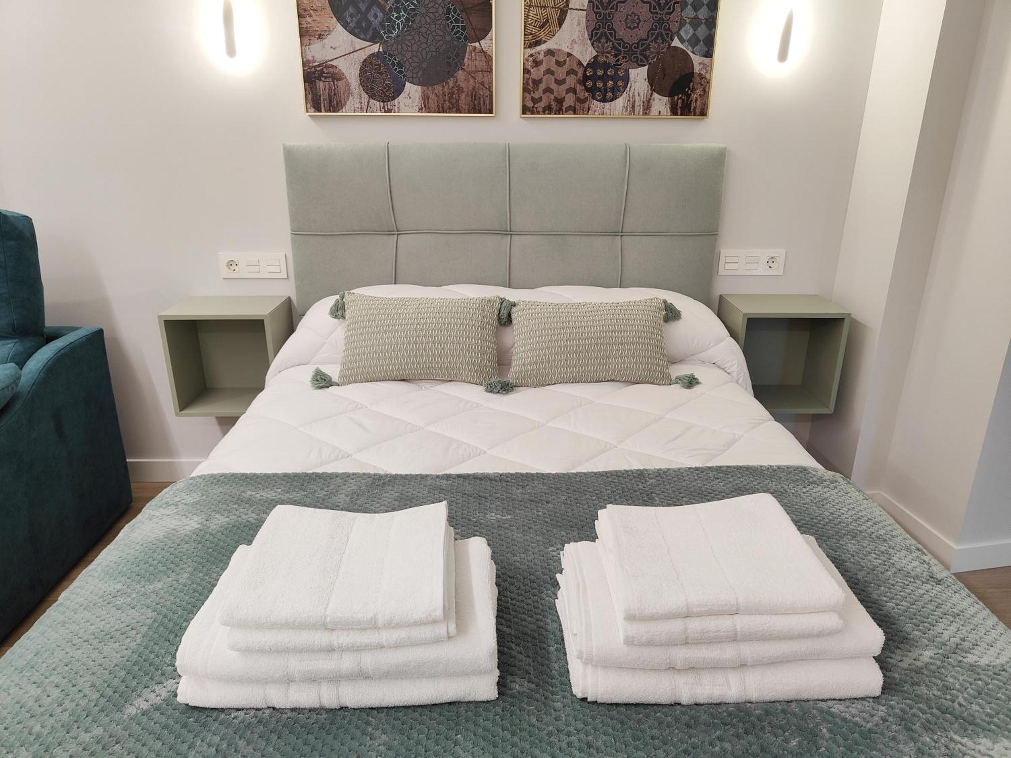 Apartamentos Centro Oviedo Caveda エクステリア 写真