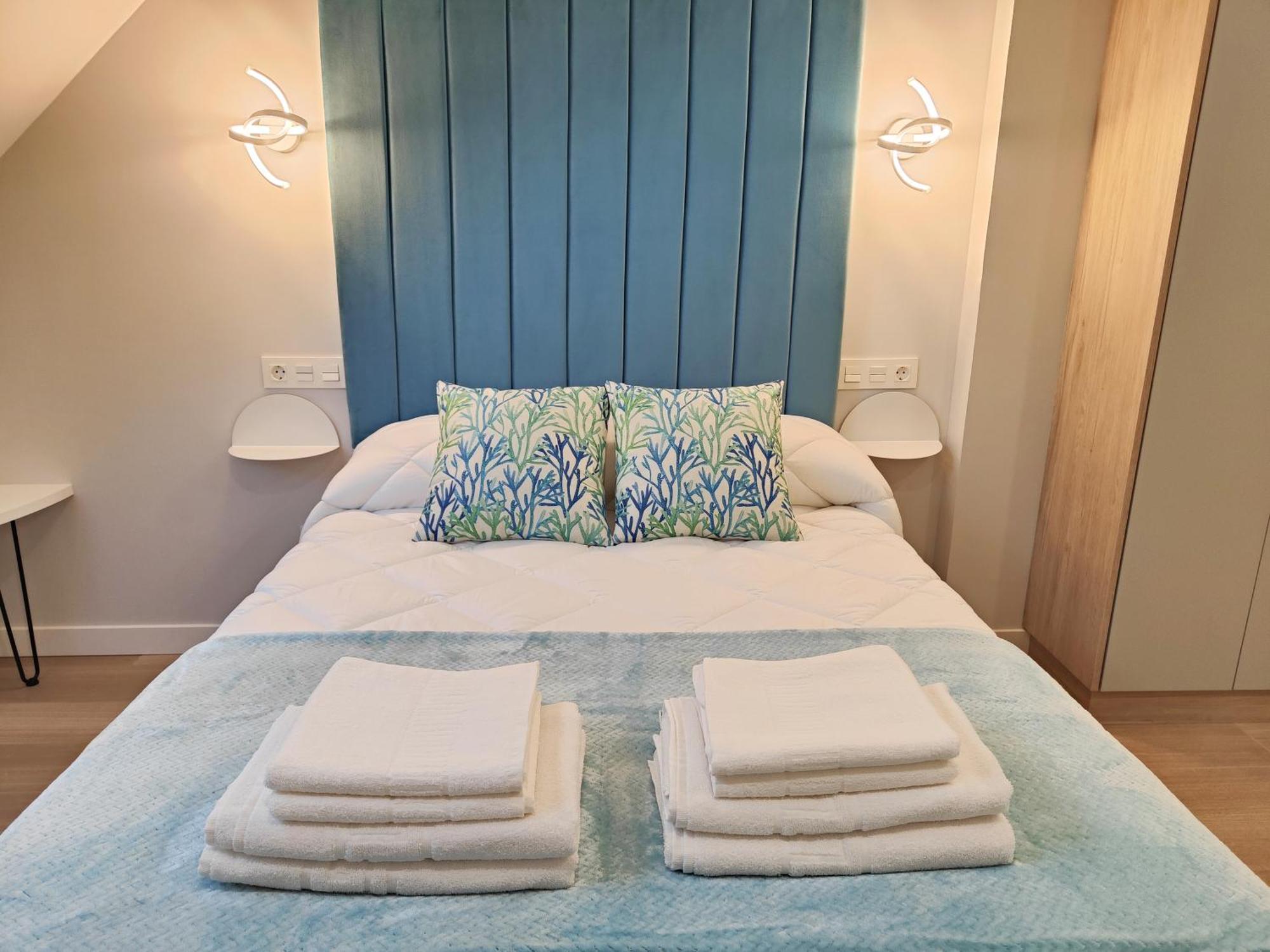 Apartamentos Centro Oviedo Caveda エクステリア 写真