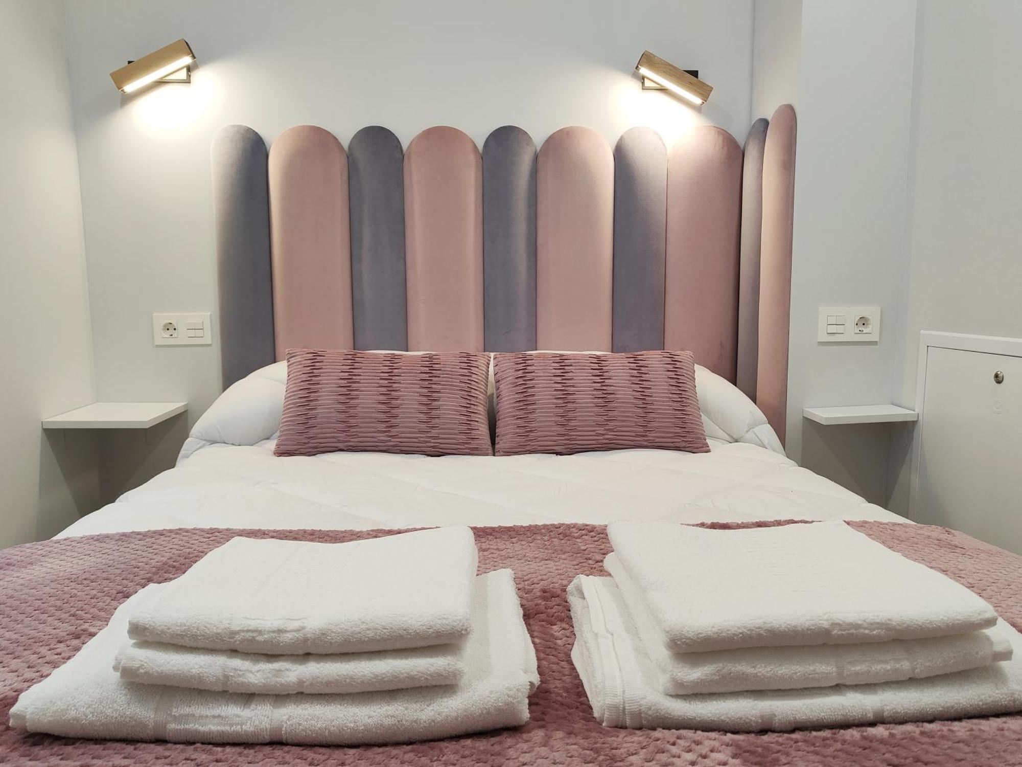 Apartamentos Centro Oviedo Caveda エクステリア 写真